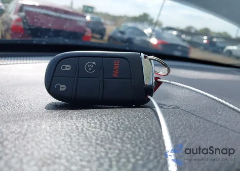 2022 Jeep Compass Trailhawk 4X4 from USA, damaged, VIN 3C4NJDDB1NT189452